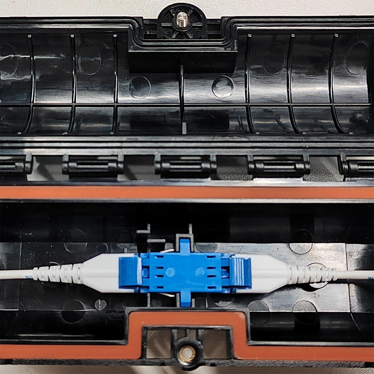 HyperDropPAS Mini – Patch and Splice Fiber Terminal Enclosure – IP68